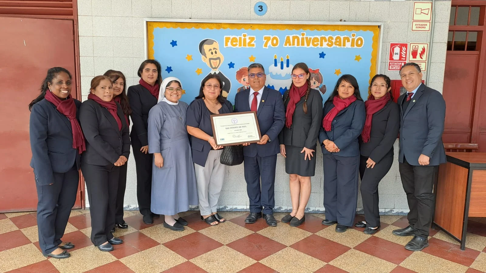 La comunidad educativa del colegio San Vicente de Paúl celebra sus 70 años junto al CCEC