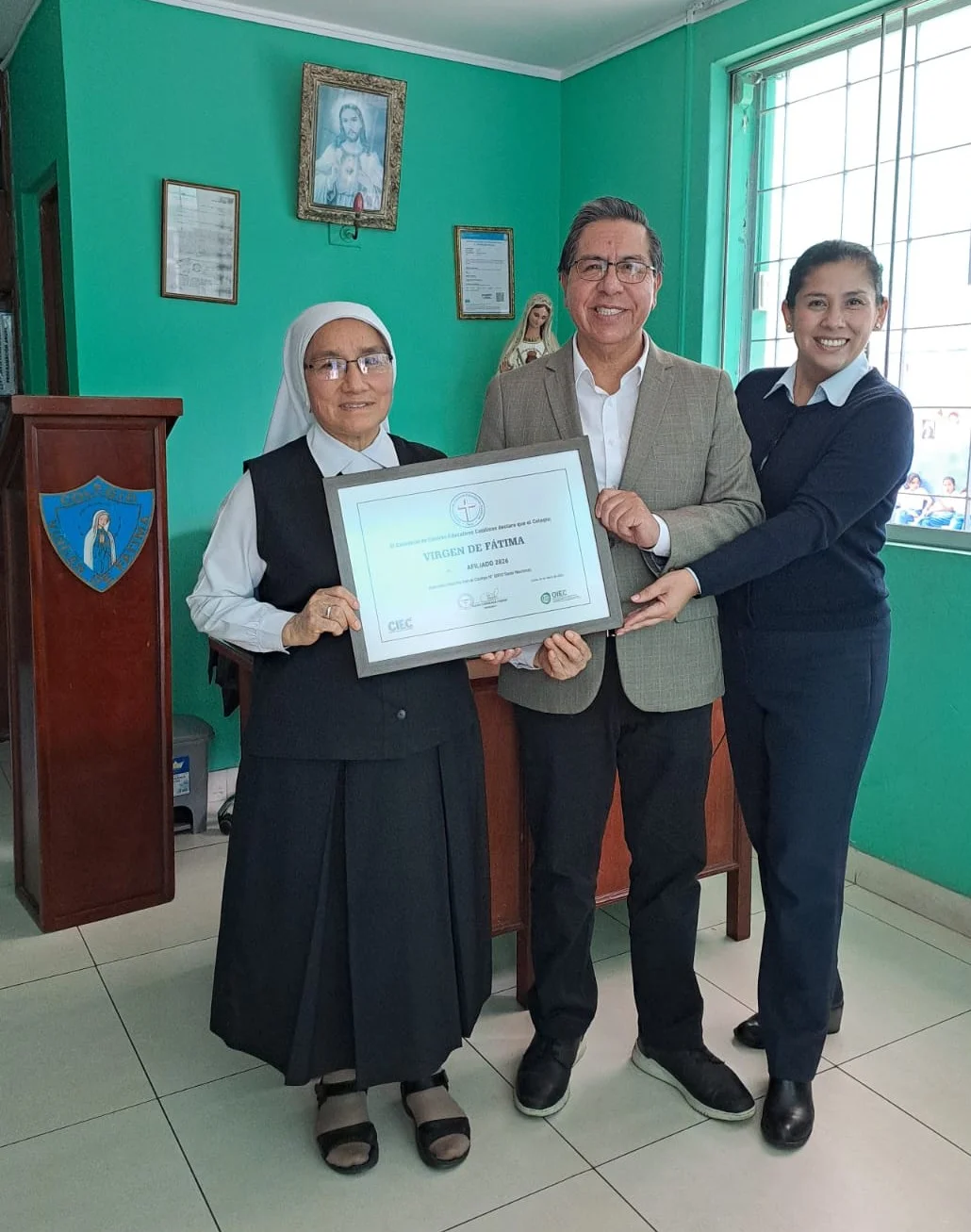 Certificado de Afiliación 2026 para el colegio Virgen de Fátima de Barranco