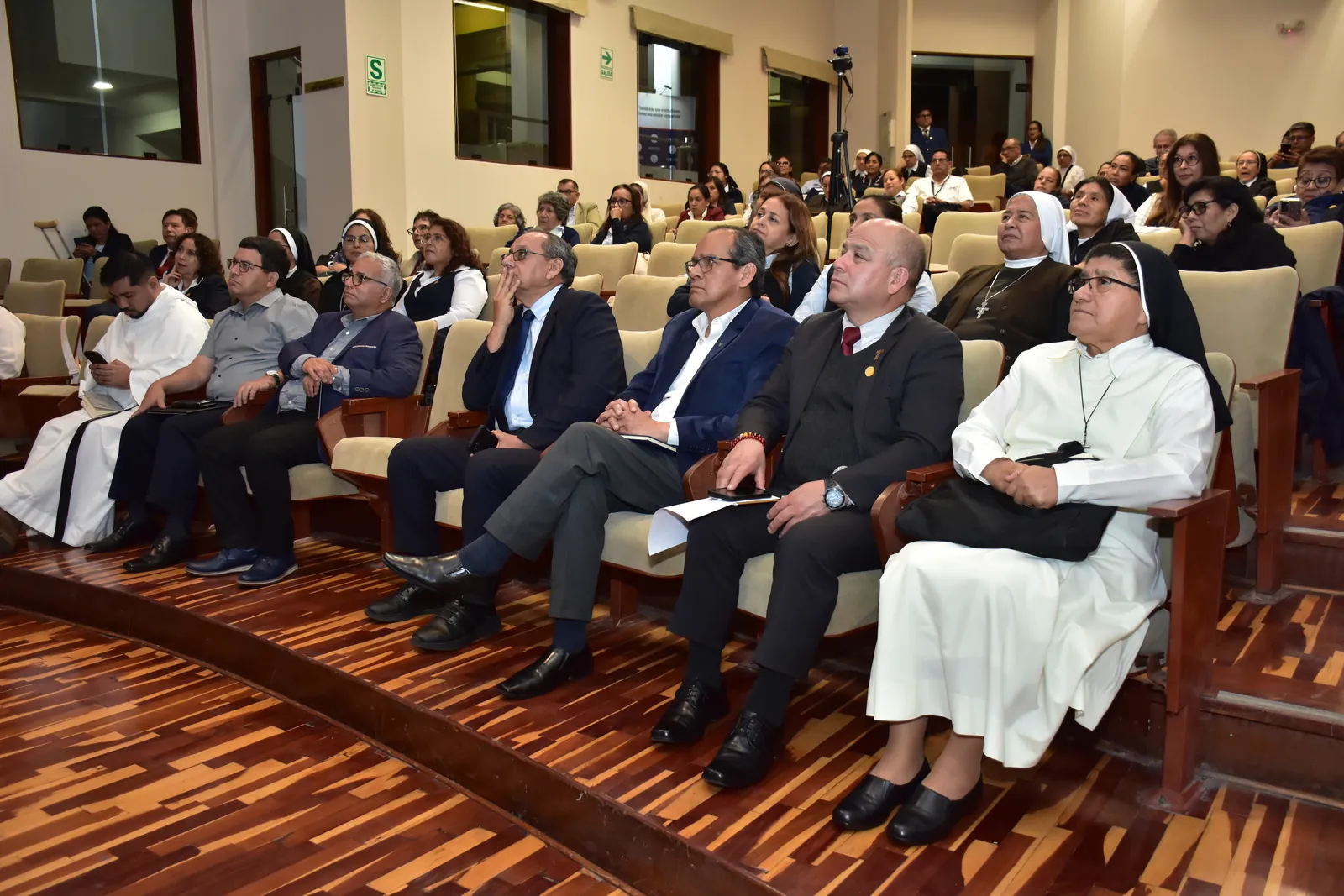 Reunión nacional de directores del CCEC, mes de mayo